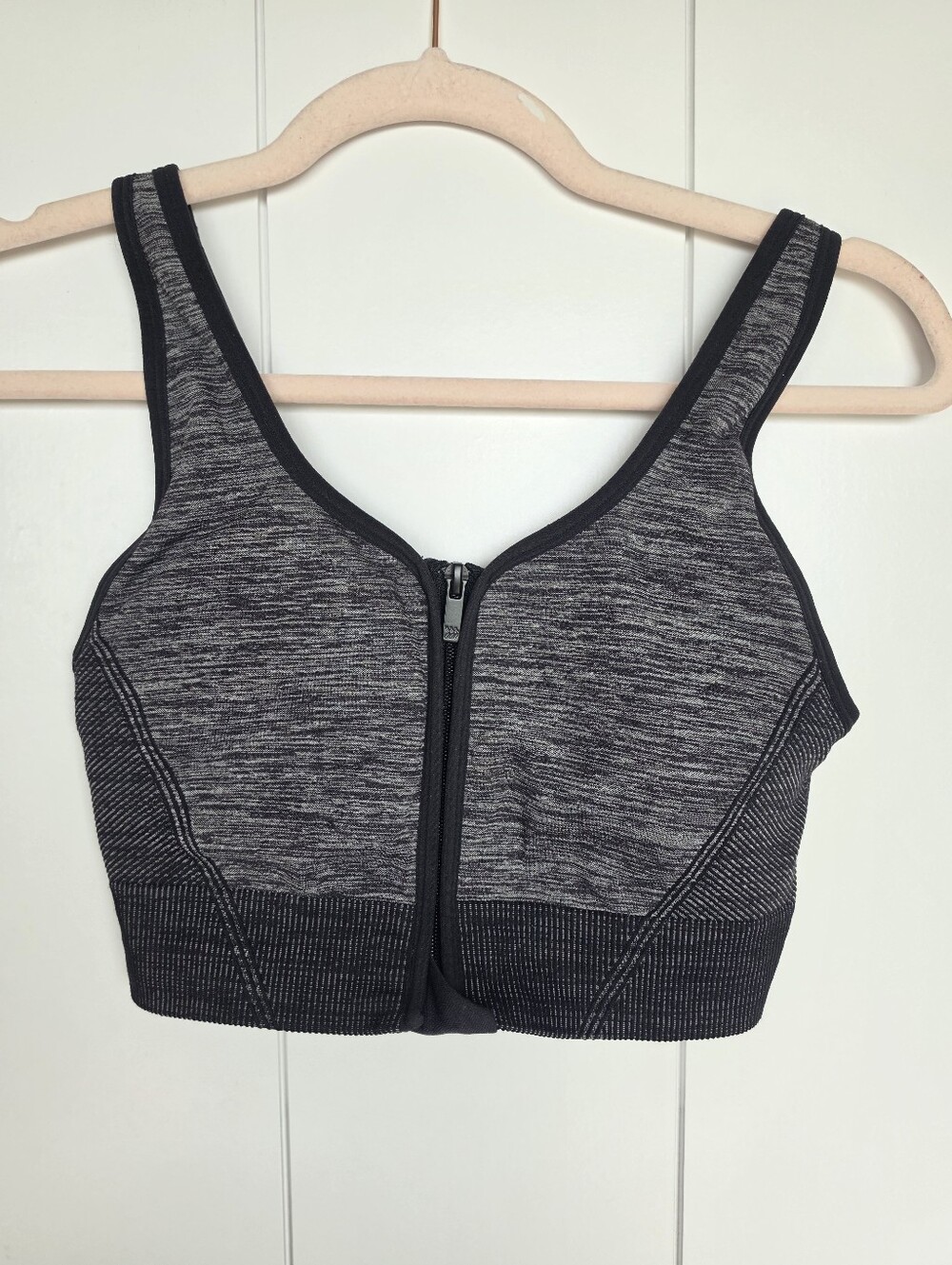 All In Motion Black Grey Front Zip Medium Impact Sports Bra Large